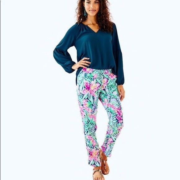 Lilly Pulitzer Piper Pants in Slathouse Soiree Print Navy Drawstring Size XXS - Picture 1 of 8